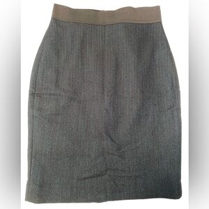 NWT Express knit pencil skirt. zipper back w/ elastic. Size 00. Teal and black